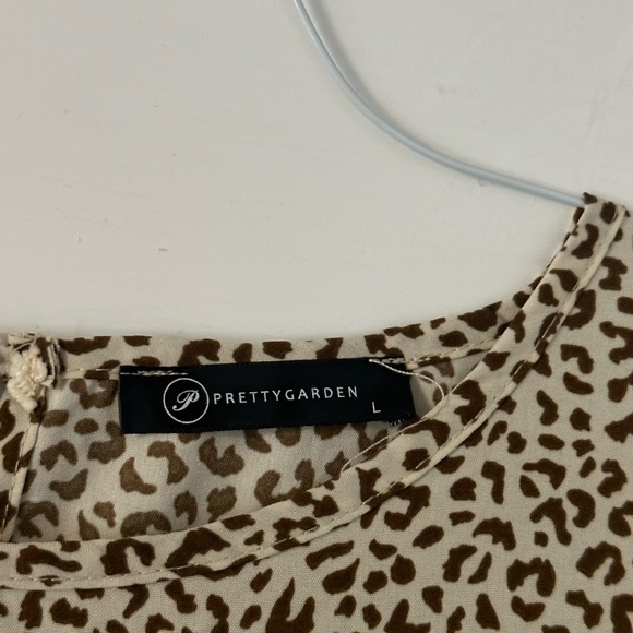 Pretty Garden Leopard Print Puff Sleeve Dress - Picture 3 of 3